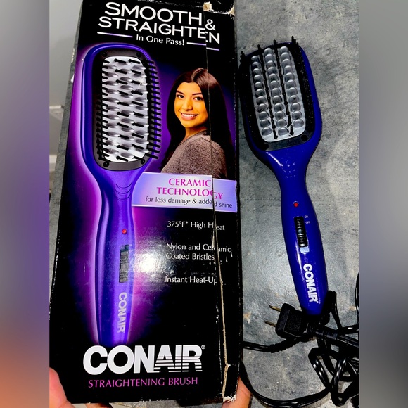 CONAIR STRAIGHTENING BRUSH - Picture 1 of 3